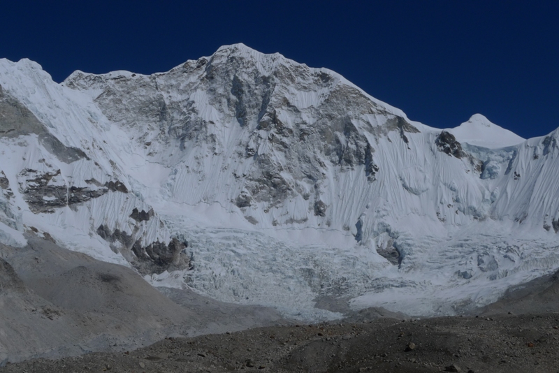 Baruntse Peak (7129m) 