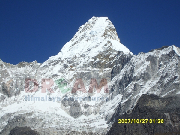 Mt. Amadablam (6812m)