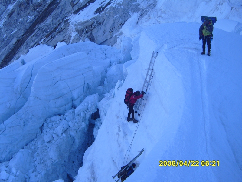 Khumbu Ice Fall climbing on Mt.Everest Expedition